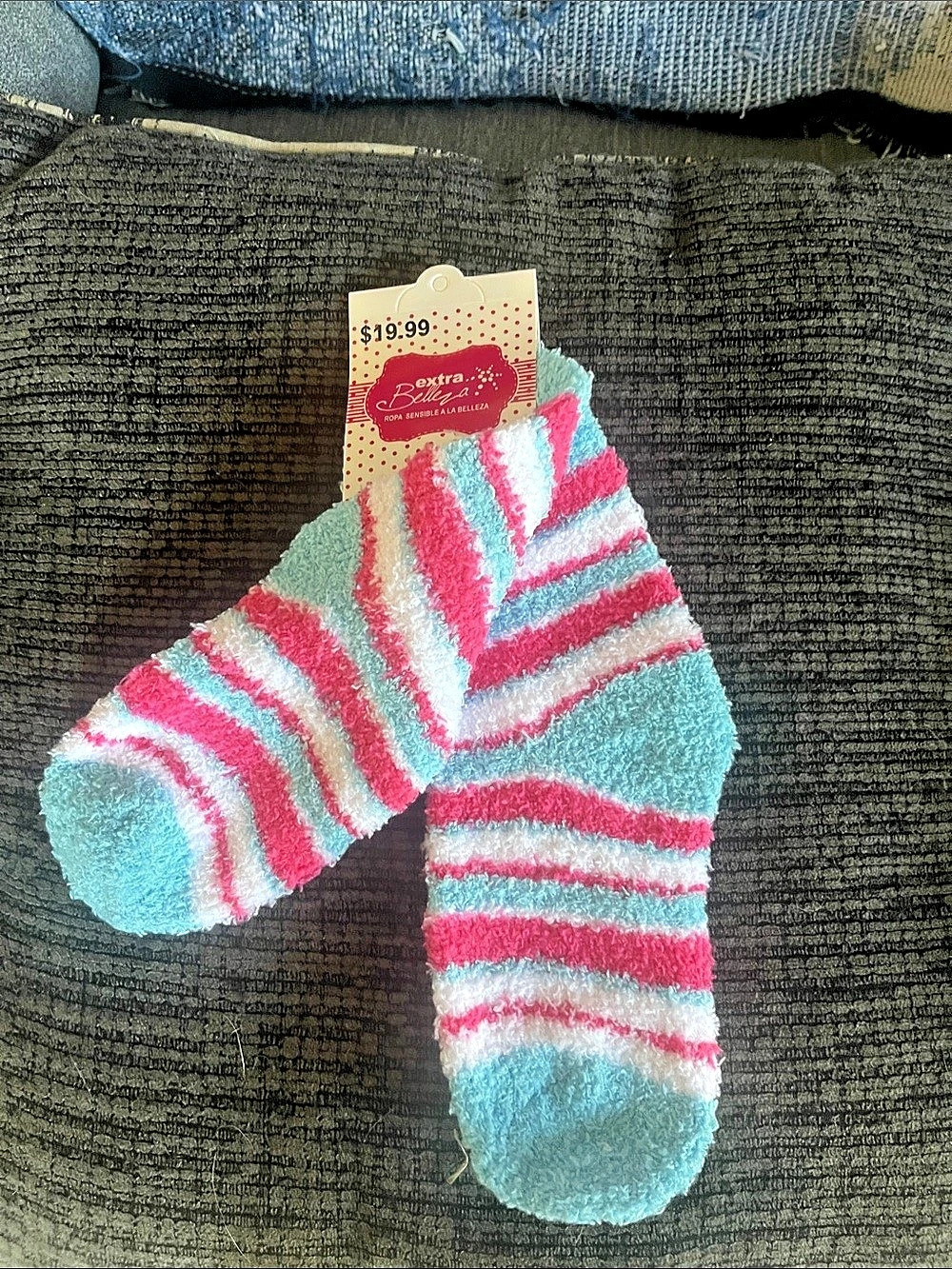 Extra Belleza Waez Fuzzy Socks Pink & Blue